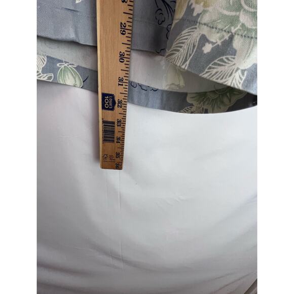 Tommy Bahama Men's  XL Blue 100% Silk Short Sleeve Floral Print Button UP Shirt - Picture 5 of 6